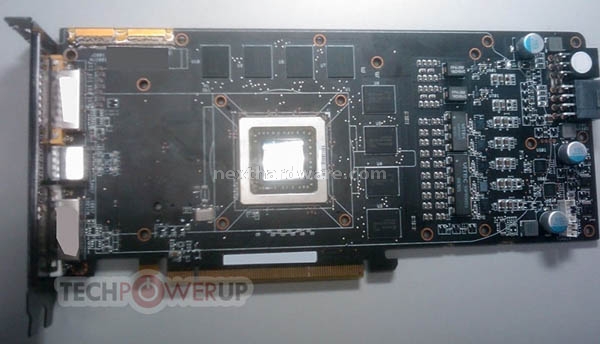 Il PCB della nuova Asus HD 4890