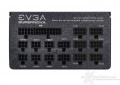 EVGA rende disponibili dei set di cavi in quattro distinte colorazioni per i suoi alimentatori top di gamma.