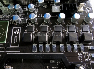 MSI 890FXA-GD70 4. Il PCB visto da vicino 1