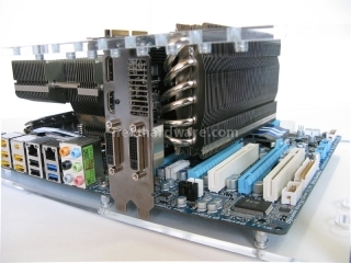 Prolimatech MK-13: Multi VGA Cooler 4. Prolimatech MK-13: il montaggio sulla mainboard 5