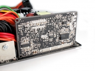Antec High Current Pro 1200W : Anteprima Italiana 6. Interno: Componentistica & Layout (BOTTOM) 10