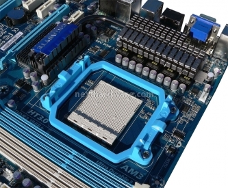 Gigabyte GA-890FXA-UD7 e GA-890GPA-UD3H 2. Gigabyte GA-890GXA-UD3H 2