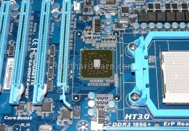Gigabyte GA-890FXA-UD7 e GA-890GPA-UD3H 1. Chipset AMD 890FX, AMD 890GX e AMD SB850 3