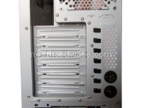 AeroCool PGS BX-500 : ideale per configurazioni multi VGA 3. Visto da vicino - Esterno II: 7