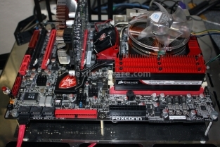 CORSAIR  DOMINATOR GT TR3X6G1866C7GTF 4.Foxconn Bloodrage 2