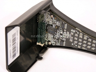 Corsair AirFlow Pro & Dominator DHX+: Memorie sempre sotto controllo 3. Corsair AirFlow: l'elettronica di controllo 5