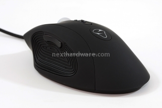 Mionix Mouse Saiph 3200 e Mouse pad Alioth 400 3.Visto da vicino 3
