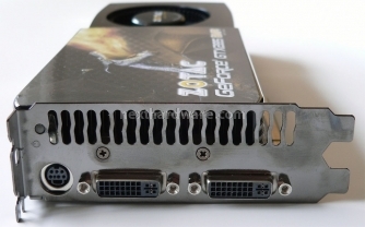 Zotac GeForce GTX 285 AMP! Edition 1. La scheda - parte 1 5