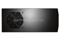 Antec Two Hundred: il Miditower gaming economico 3 - Design 1: generale 6