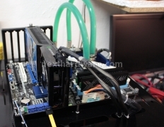 TEAM XTREEM LV 1600 TXD34096M1600HC6DC 4. Sistema di prova e metodologia dei test 2