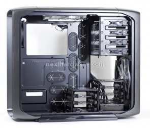 Corsair Graphite 600T : anteprima italiana 5.Visto da vicino - Interno 11