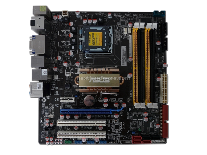 Asus P5N7A-VM: formato uATX, socket 775 2- Board layout 1