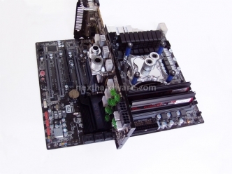 G.skill Perfect Storm F3-17600 CL8D-4GBPS 4. Sistema di prova e metodologia dei test 2