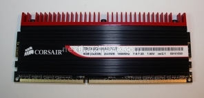 CORSAIR  DOMINATOR GT TR3X6G1866C7GTF 1.Specifiche e packaging 2