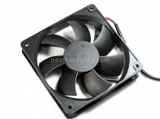 Cooler Master Silent Pro Gold 800 Watt 4. Interno: Dissipatori & Ventole 5