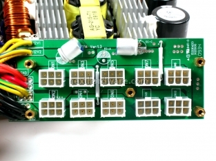Fractal Design Newton R2 1000W 3. Interno: Componentistica & Layout 8
