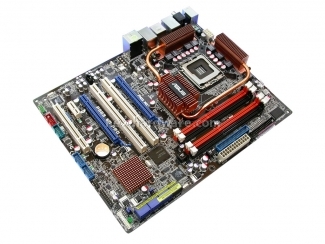 Asus P5E3 WS Professional 2.  Caratteristiche e layout 1
