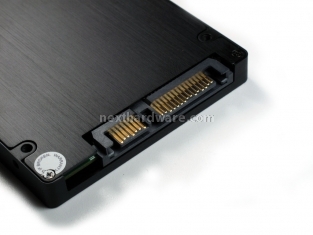 Corsair Force F120 & Overprovisioning 1. SSD & Box 9