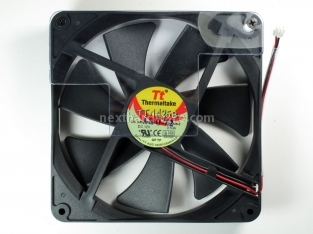 ThermalTake ToughPower XT 875Watt 4. Interno: Dissipatori & Ventole 6