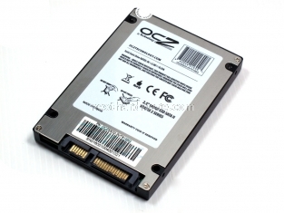 OCZ Vertex 2 100GB 2. SSD visto da vicino 3