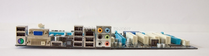 Gigabyte GA-H55-UD3H 2. La mainboard 8