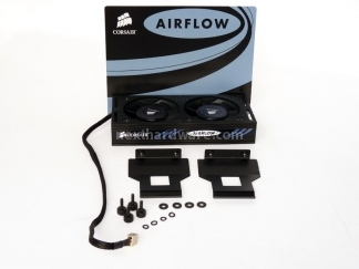 Corsair AirFlow Pro & Dominator DHX+: Memorie sempre sotto controllo 2. Corsair AirFlow: out of the box 2