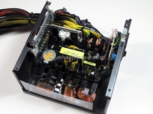 Antec TruePower 750w 3. Interno: Componentistica & Layout 1