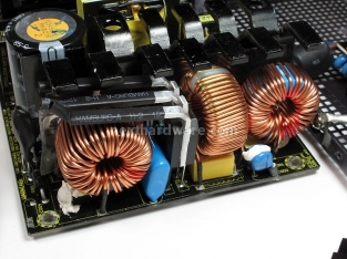Antec TruePower 750w 3. Interno: Componentistica & Layout 6