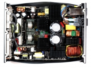 Antec High Current Pro 1200W : Anteprima Italiana 1. Single Rail o Multi Rails? 5