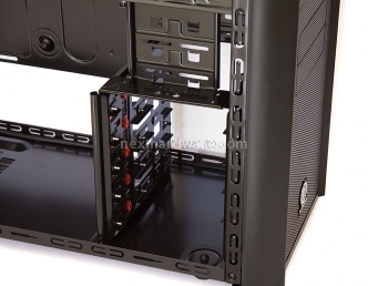 Thermaltake V9 BlacX Edition 5.Visto da vicino - Interno II 1