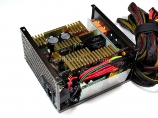 OCZ Z1000 Z-Series 1000W 3. Interno: come è fatto 2