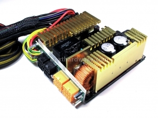 OCZ Z1000 Z-Series 1000W 3. Interno: come è fatto 7