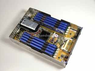 Acard ANS-9010 DDR2 RamDisk 2. Visto da Vicino 8