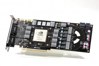 Thermalright Spitfire & VRM-R5 6.Montaggio - Nvidia GTX 480 5