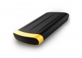Un Hard Disk portatile resistente all'acqua e alla polvere, che ha superato i test shock di grado militare IP67.