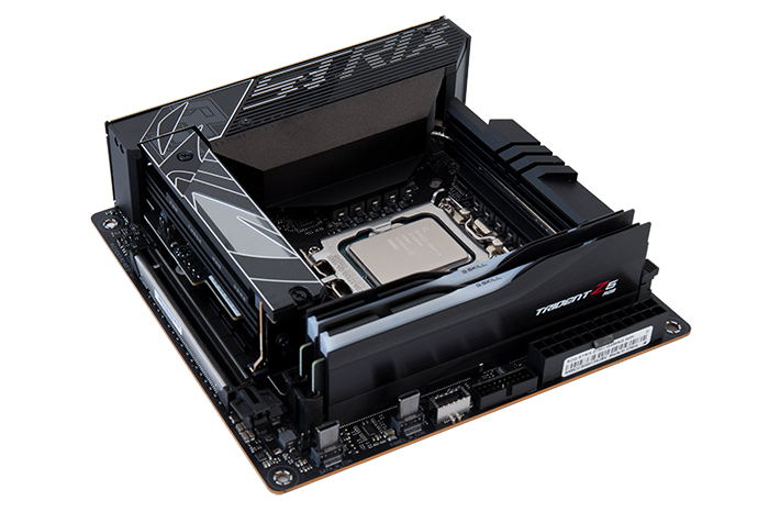 ASUS ROG STRIX Z790-I GAMING WIFI | 3. Vista da vicino | Recensione ASUS ROG STRIX Z790-I GAMING WIFI | 3. Vista da vicino | Recensione
