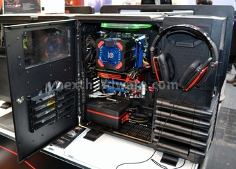 CeBIT 2011, live coverage! 6. Thermaltake e Luxa2 7