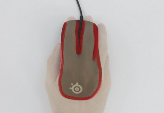 Come scegliere un buon mouse da gioco 9. Le prese: Palm, Claw e Fingertip 2