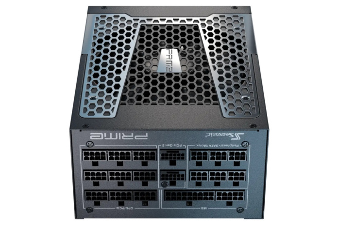 La RTX 5090 avrà un doppio connettore 12V-2x6 1