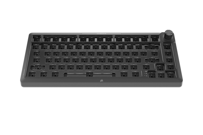 CORSAIR lancia la MAKR 75 4