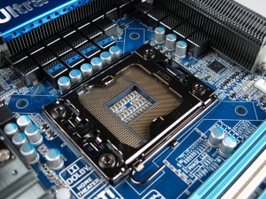 Prime foto della Gigabyte GA-X58A-UD9 4