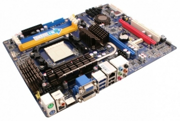 Sapphire PURE CrossFireX 890GX 3