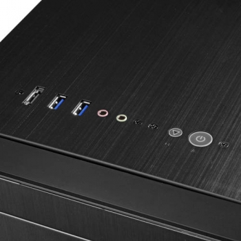 Lian Li presenta PC-8FI uno chassis Mid Tower 6