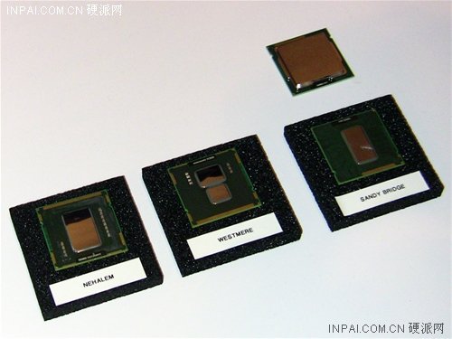 I7 9850h. Core i7 2600k. I7 3770 скальпирование. Кристалл процессора Intel Core i7. Размер кристалла процессора.