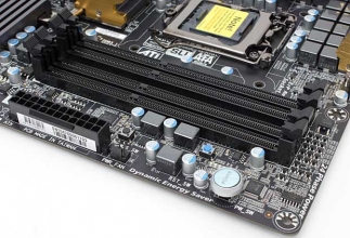 Anteprima Gigabyte  P67A-UD7 3