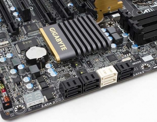 Anteprima Gigabyte  P67A-UD7 4