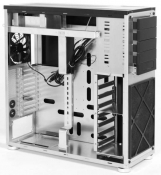 Cubitek presenta lo chassis Full-Tower TANK- HTPX  4