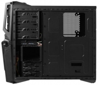 Cubitek presenta gli chassis Mid Tower della serie M4 5