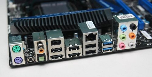 MSI Big Bang Conqueror o più semplicemente 990FXA-GD80 ? 4