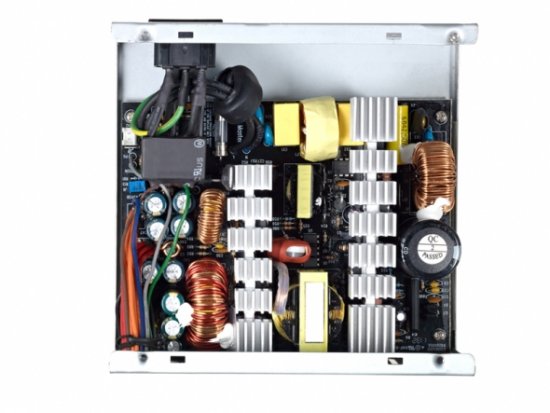 Anno nuovo e nuova serie di alimentatori GX Lite per Cooler Master 3
